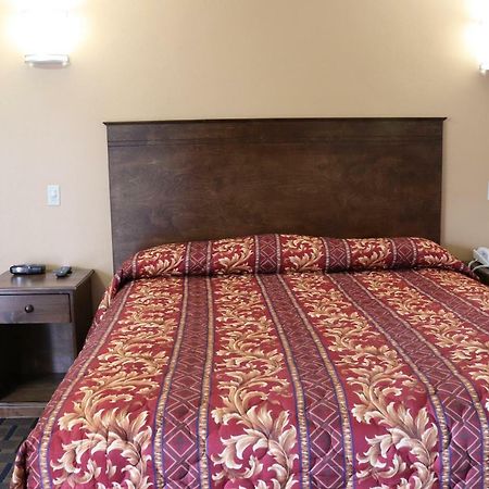 Fullerton Lodge Bagian luar foto
